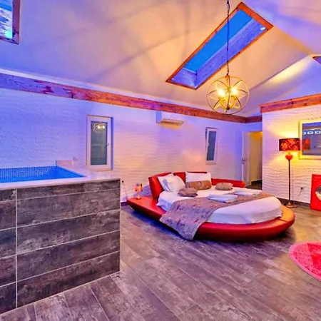 Villa Islamlar Village 3 Bedroom - 6402 *